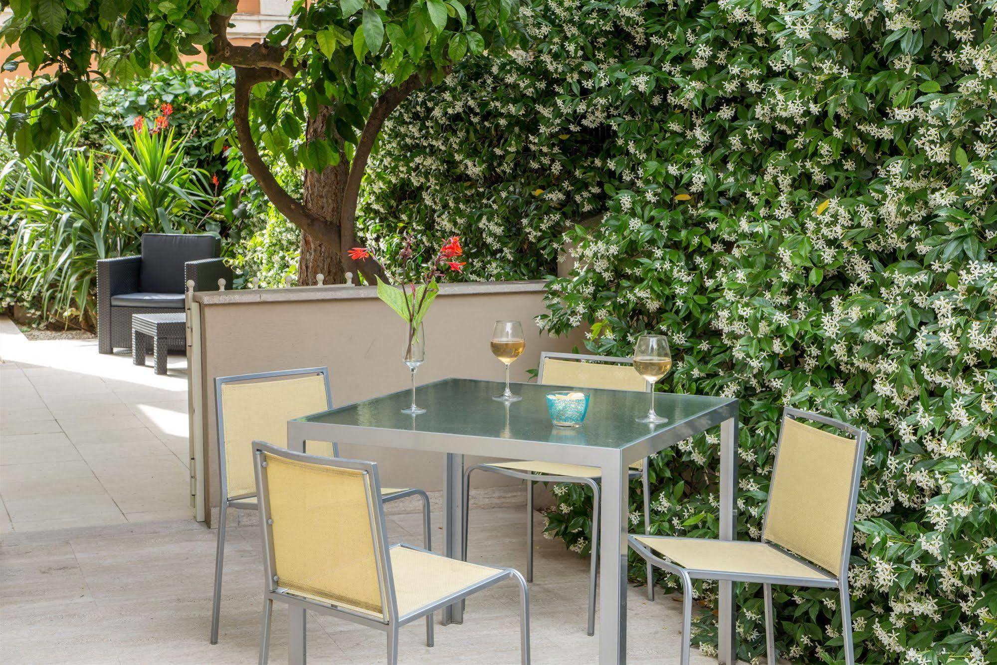 Roma Dreaming Aparthotel Kültér fotó